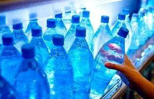 واقعیت هولناک آب معدنی/ با هر جرعه چه چیزی وارد بدنمان می‌کنیم؟