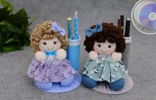 (ویدئو) آموزش عروسک سازی: ساخت یک جامدادی متفاوت به شکل عروسک زیبا