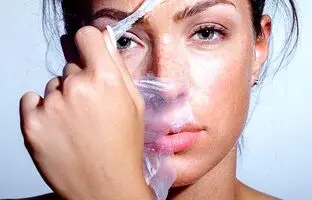 از معجزه لایه‌برداری پوست خبر داری؟ بی تفاوت نباش!