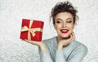 5 لوازم آرایش ترند و ارزان مناسب برای هدیه دادن