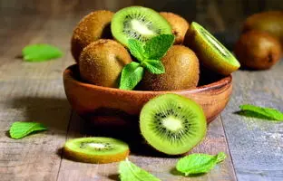 کیوی؛ سوپر فودی که در حفظ سلامتی معجزه می کند!