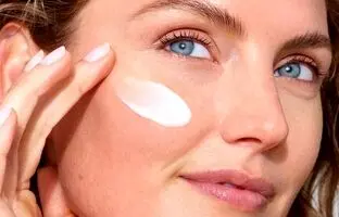 بهترین کرم های مرطوب کننده برای پوست خشک رو می شناسی؟