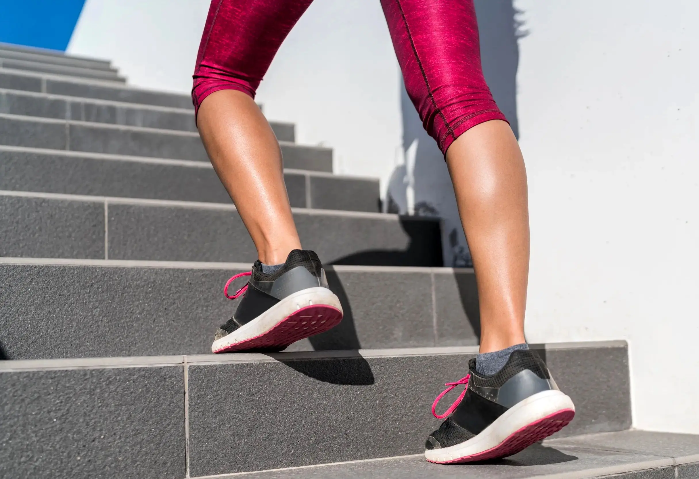 اگه نمی تونی راحت از پله بالا بری این تمرینات ورزشی رو انجام بده!