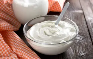 طرز تهیه ماست خونگی بدون ترش و شیرین شدن و آب انداختن