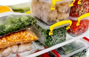 (تصویر) راهکارهای ساده برای چیدمان مرتب فریزر