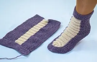(ویدئو) آموزش بافتنی: تا هوا هنوز سرده این جوراب زمستانی رو بباف