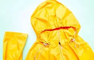 نحوه شستشوی بارانی و کاپشن ضدآب رو بلدی؟