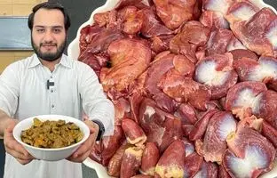 (ویدئو) پخت یک غذای خوشمزه پاکستانی ارزان با 2 کیلوگرم سنگدان، دل و جگر مرغ