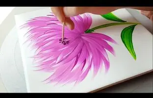 (ویدئو) آموزش کشیدن یک گل زیبا با رنگ اکریلیک