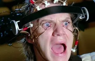 فیلم «پرتقال کوکی» A Clockwork Orange چه حرف‌هایی برای گفتن دارد؟