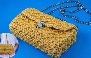 (ویدئو) برای مهمونی دنبال یه کیف متفاوت میگردی؟ چرا برای خودت یکی نمی بافی!