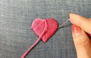 (ویدئو) پوشاندن پارگی شلوار جین به همین راحتی