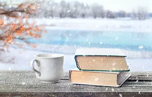 توی روز برفی چه کتاب‌هایی بخونیم؟