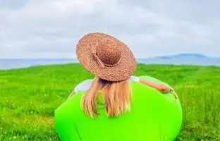 اینطوری آفتاب بگیری، دیگه پوستت آسیب نمیبینه