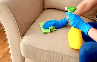 بهترین و ارزان ترین ترکیب برای از بین بردن لکه های قدیمی مبلمان در خانه تکانی عید