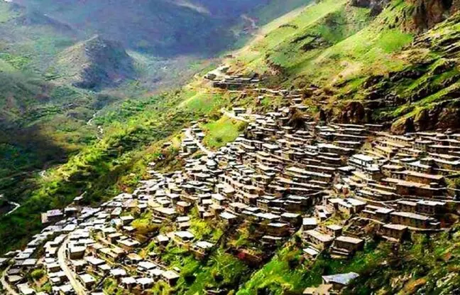 (ویدئو) قابی زیبا از هورامان تخت در کردستان