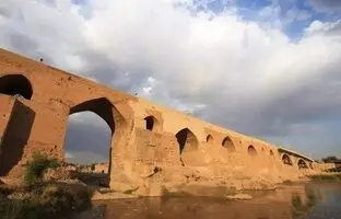 (تصویر) کهن ترین پل آجری جهان در دزفول/ پلی که توسط ۷۰ هزار اسیر رومی ساخته شد