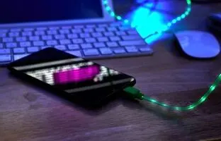 چگونه گوشی را به کامپیوتر متصل کنیم؟