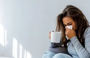 قهوه خوردن در زمان سرماخوردگی چه کاری با بدن ما می‌کند؟!