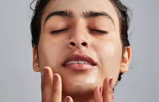 15 میوه ای که برای پوست شما معجزه می کند