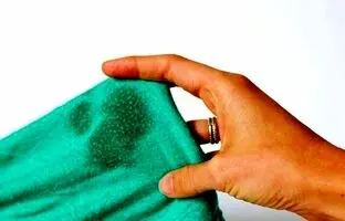 رفع بوی روغن و لکه چربی از لباس ها + آموزش