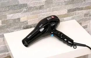 جالب ترین کاربردهای سشوار در خانه داری که تاکنون نمی دانستید!