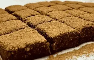 (ویدئو) حتما این دسر ساده و مقوی رو برای ماه رمضان درست کن، بدون شکر و فقط با 4 ماده اولیه