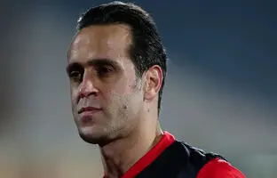 بیوگرافی علی کریمی