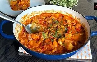 (ویدئو) خوراک مرغ و سیب زمینی به این روش درست کن