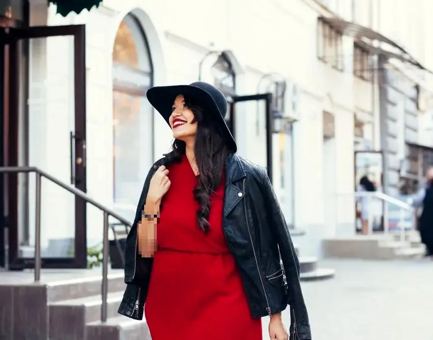 5 موقعیتی که باید لباس قرمز بپوشید!