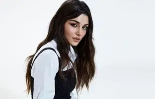 (عکس) رونمایی هانده ارچل، بازیگر مشهور ترک از استایل متفاوت اش