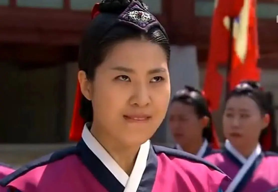 تصاویر شخصی بازیگر نقش «آی جونگ» در سریال دونگ‌یی