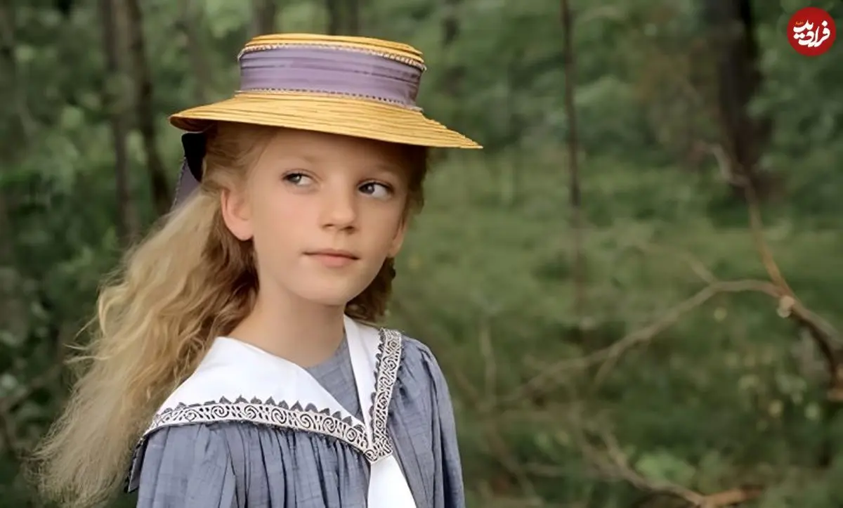 (عکس) سارا استنلی قصه های جزیره 45 ساله شد