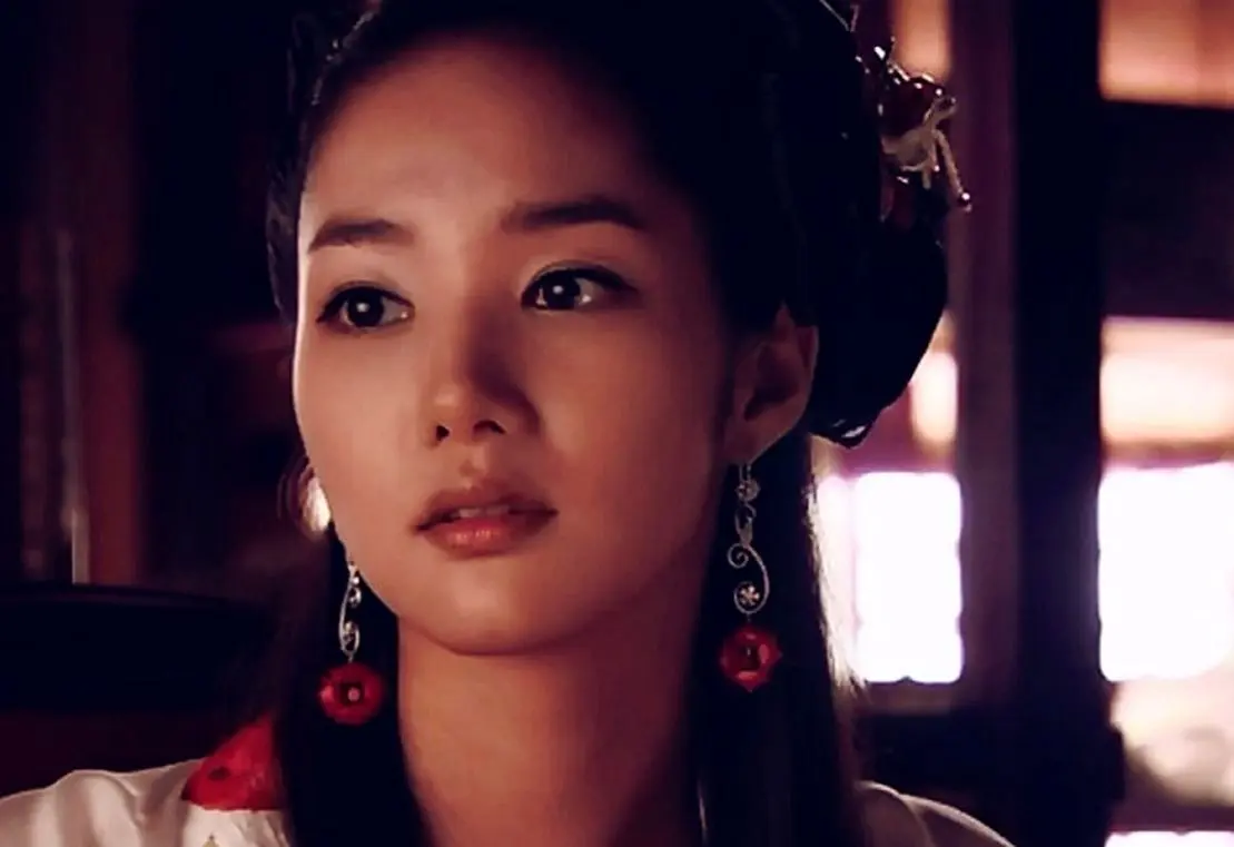 (تصاویر) جشن تولد 38 سالگی شاهدختِ ناکرانگ در سریال «جومونگ 3»