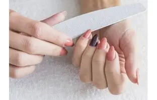 چطور ناخن کاشت رو در خانه ریموو کنیم؟