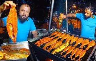 (ویدئو) غذای خیابانی در عربستان؛ از پخت ماهی تا میگوی دریای سرخ در جده