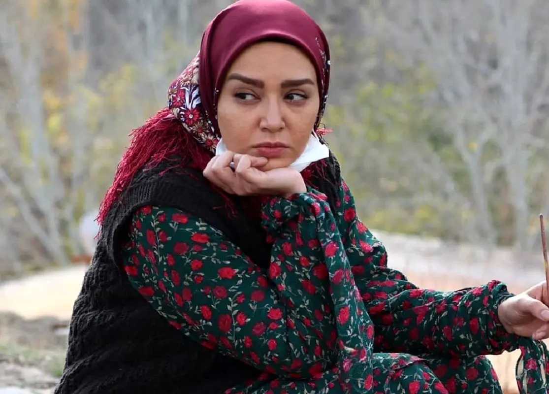 (تصاویر) تیپ و چهره جدید «شیرین» سریال نون خ در دنیای واقعی