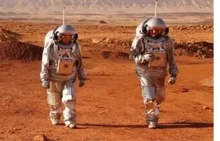 زندگی انسان در دیگر سیاره های منظومه شمسی چطور می‌توانست باشد؟
