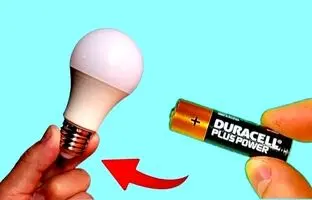 (ویدئو) نحوه تعمیر کردن آسان لامپ LED با باتری قلمی به شیوه برقکار تایوانی