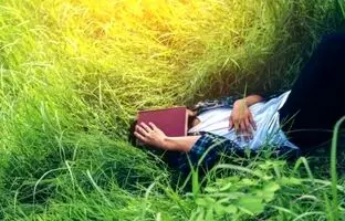 روش صحیح درس خواندن وقتی خسته و خواب آلودید