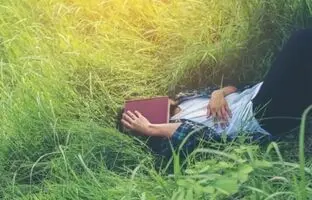 روش صحیح درس خواندن وقتی خسته و خواب آلودید