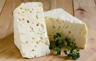 ۵ ترفند برای خرید پنیر لیقوان درجه یک