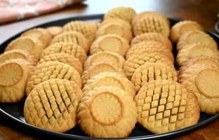 (ویدئو) طرز تهیه کلوچه خرمایی عربی، یک شیرینی خوشمزه و خاص برای ماه رمضان