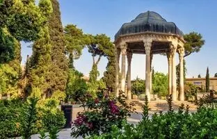 فال حافظ امروز جمعه 17 فروردین 1403