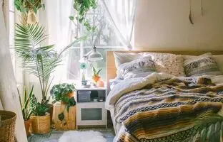 چگونه یک اتاق خواب کوچک را برای سال جدید جذاب تر کنیم؟