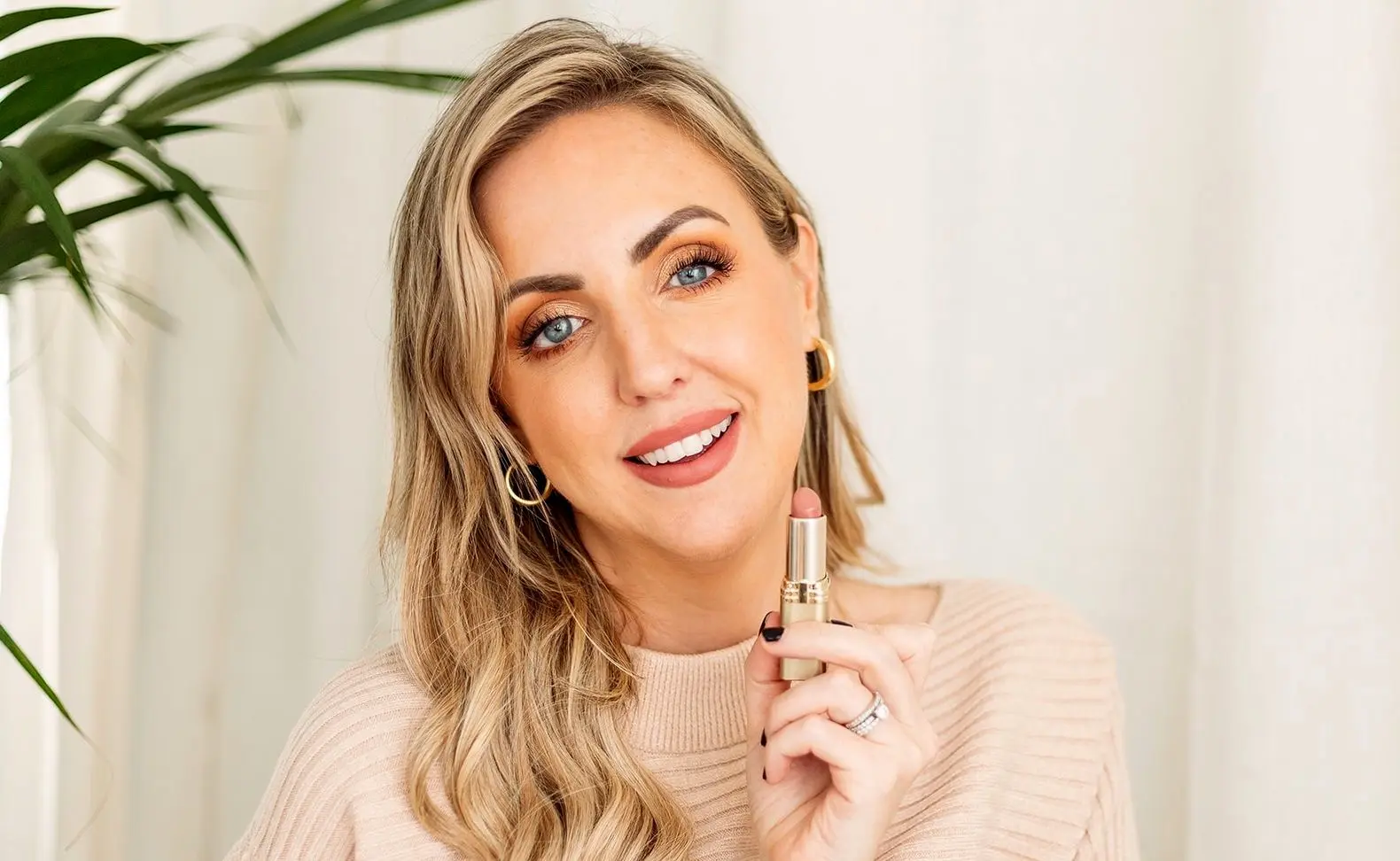 در اولین قرار عاشقانه چه رنگ رژلبی بزنیم؟