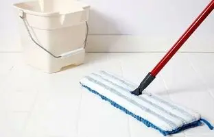 ترفندهای تمیز کردن سرامیک از لکه‌گیری تا جرمگیری سرامیک