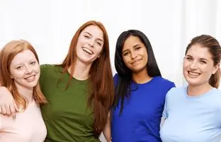 شش رنگ لباسی که به همه رنگ پوستی میاد!