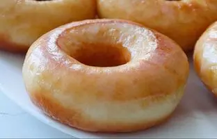 (ویدئو) ساده ترین روش تهیه دونات ساده، نرم و خوشمزه