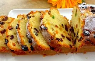 (ویدئو) طرز تهیه کیک با تکه های میوه خشک، نرم و خوشمزه